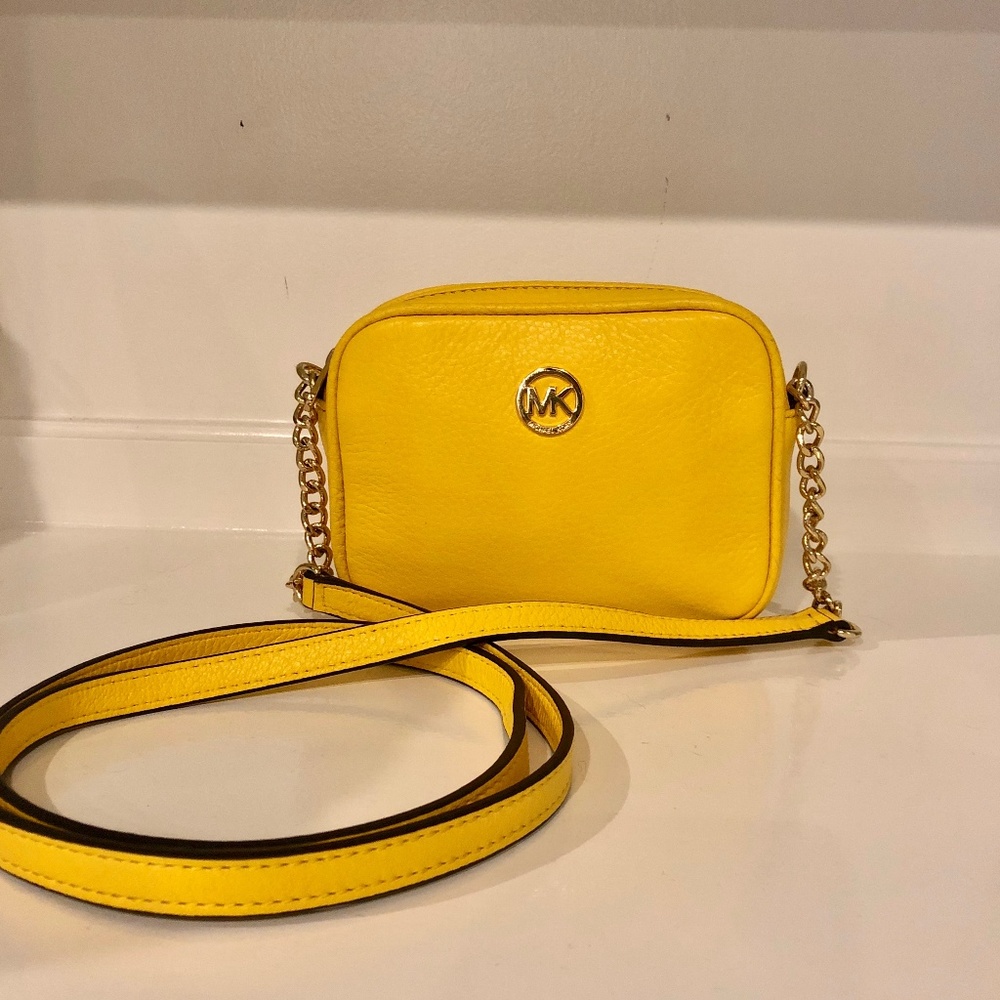 Michael Kors Mini Chain Crossbody Shoulder bag